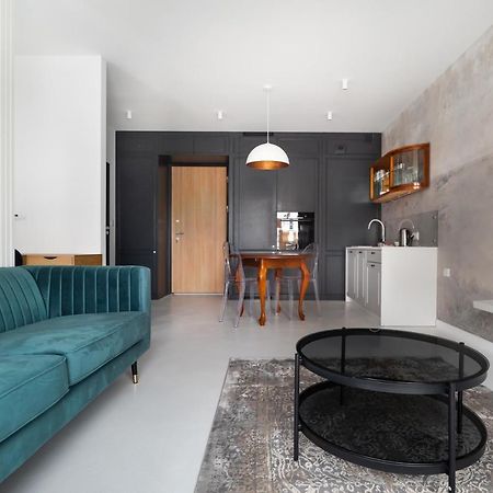 Wola Artistic Designer Apartment Varsovia Exterior foto