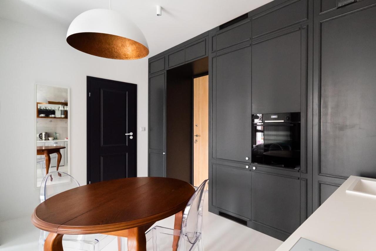 Wola Artistic Designer Apartment Varsovia Exterior foto