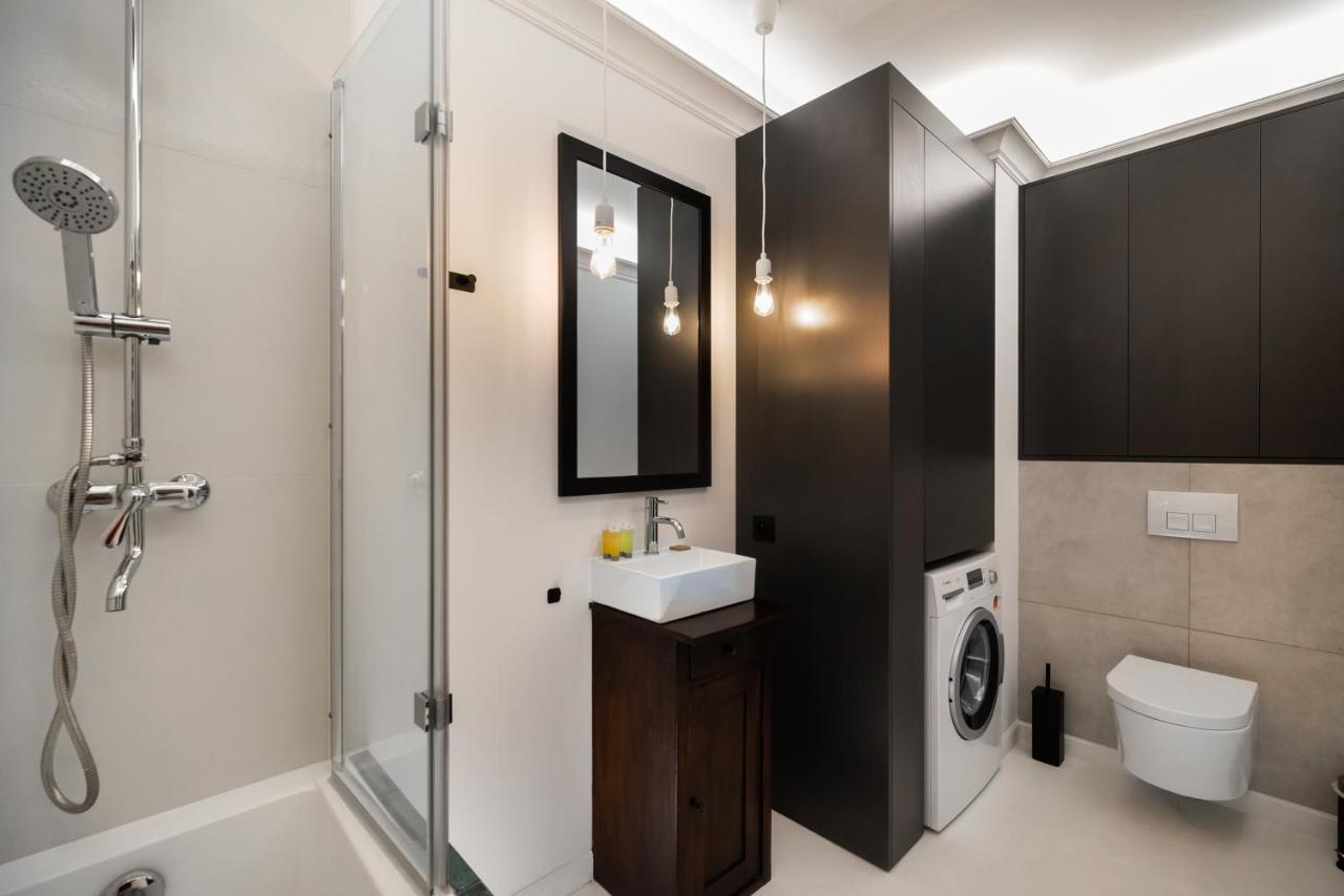 Wola Artistic Designer Apartment Varsovia Exterior foto