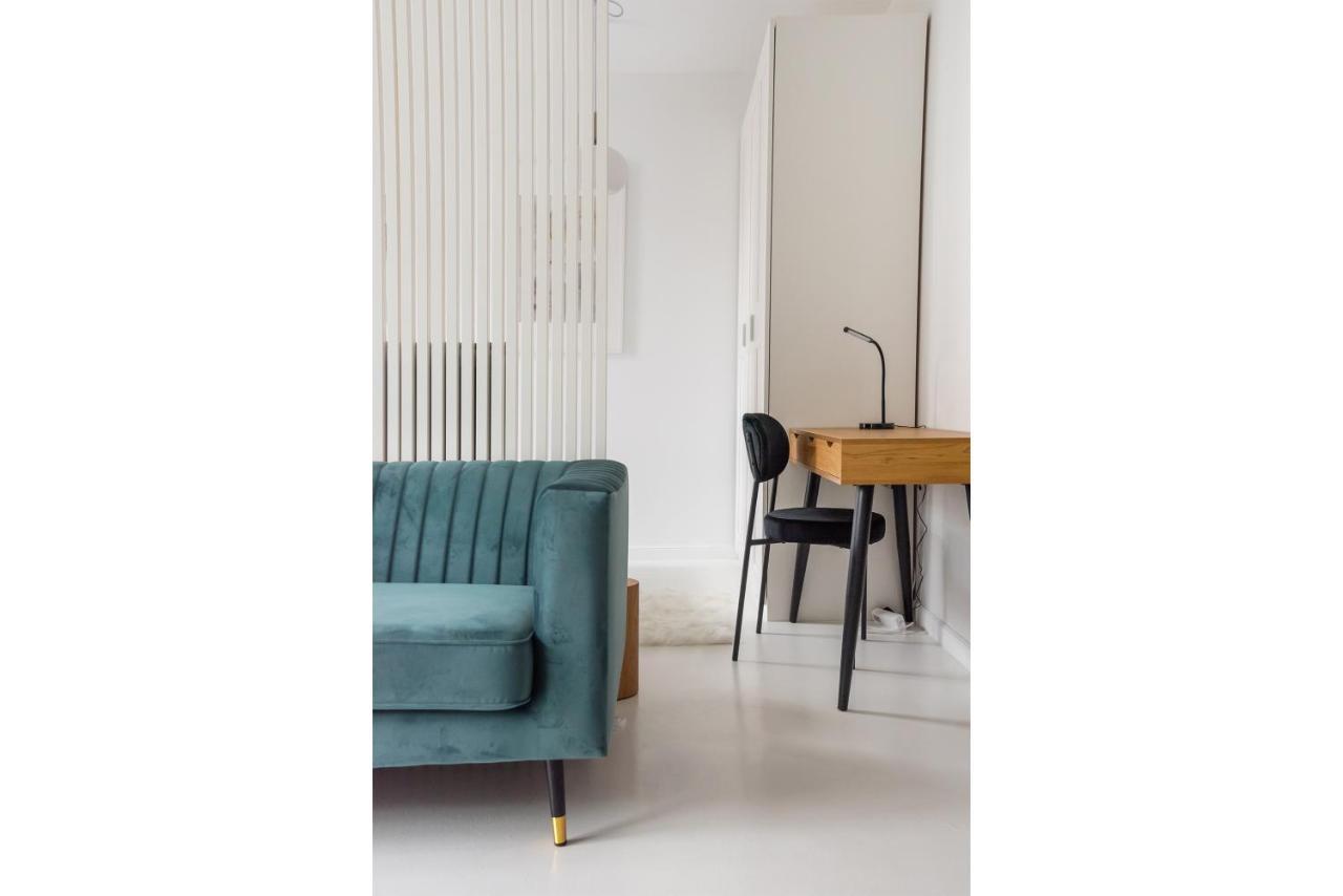Wola Artistic Designer Apartment Varsovia Exterior foto