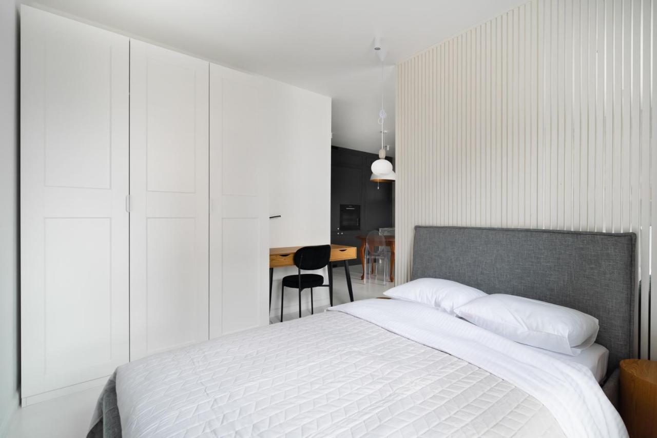 Wola Artistic Designer Apartment Varsovia Exterior foto